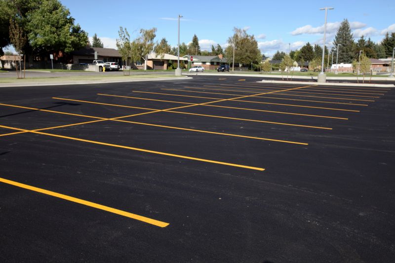 Asphalt Parking Lot Sealing in Grand Rapids, MI