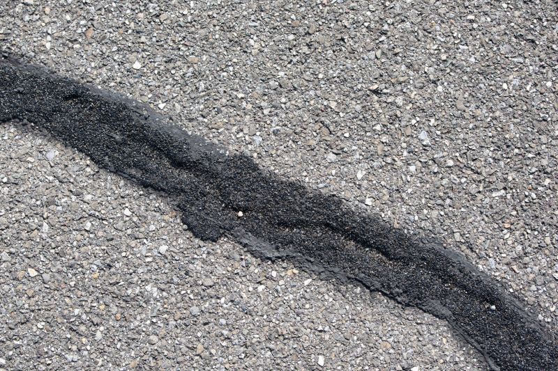 Asphalt Sealcoating in Tampa, FL